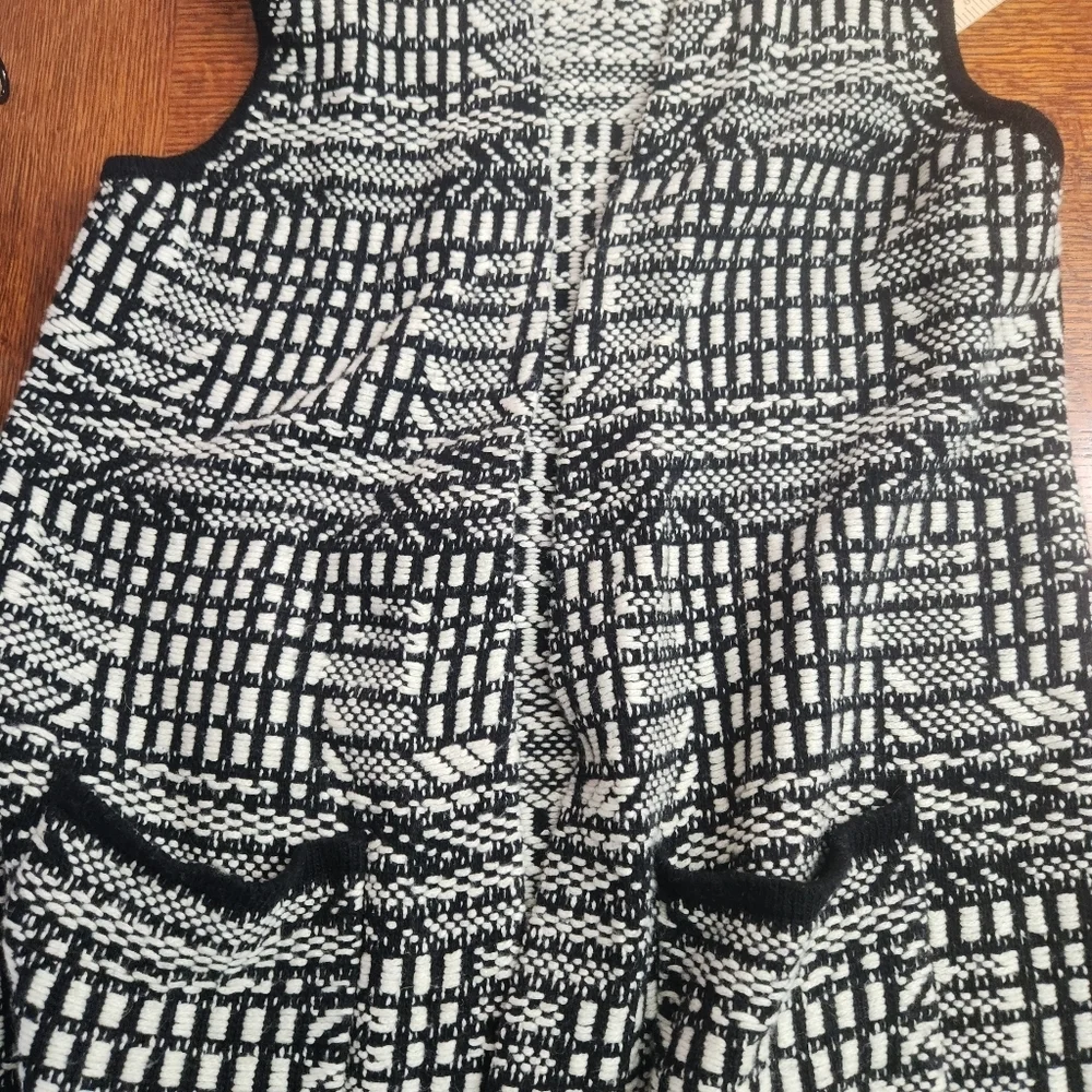 Anthropologie | Angel of The North black and white open sweater vest size Medium - Picture 8 of 8